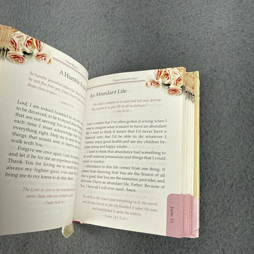 Prayers from the Heart by Moore Karen One-minute Devotions 366 Prayers For Women